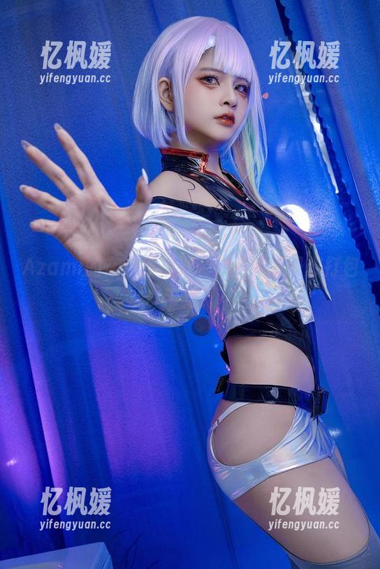 Azami Azami的在线作品泳装,看完我只想打包带走!