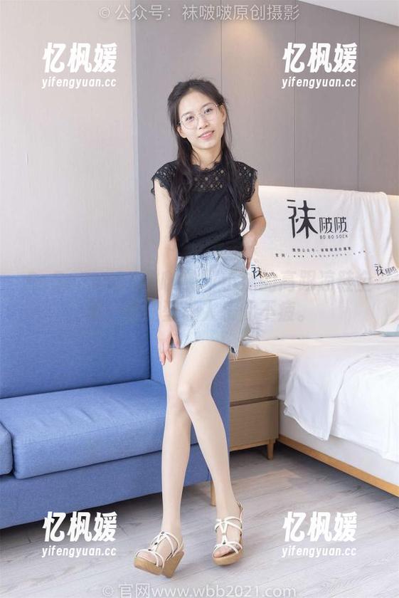 BoBoSocks袜啵啵-小沫 BoBoSocks袜啵啵 - 小沫的高跟凉鞋全集:这腿型让人乐此不疲。