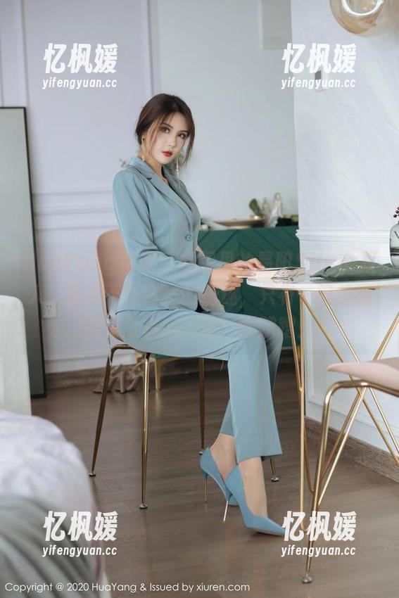 HuaYang花漾-易阳Silvia HuaYang花漾 - 原图里的易阳Silvia双人,我找不到完整的描述,只有一股想翻出来分享的冲动,蹭蹭蹭!