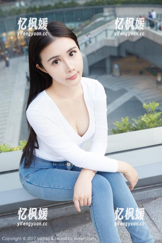 MiiTao蜜桃社-小魔女lily MiiTao蜜桃社 - 完全不走心的小魔女lily浴室合集照片,连蒸汽都是带剧本的吧?