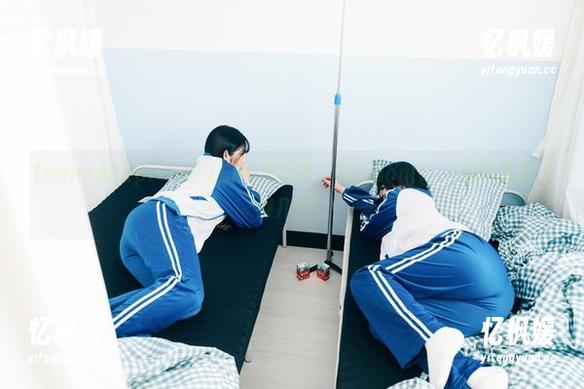 LeeheeExpress–LEHC定制版，Sonson(손손)的作品你认得几分？