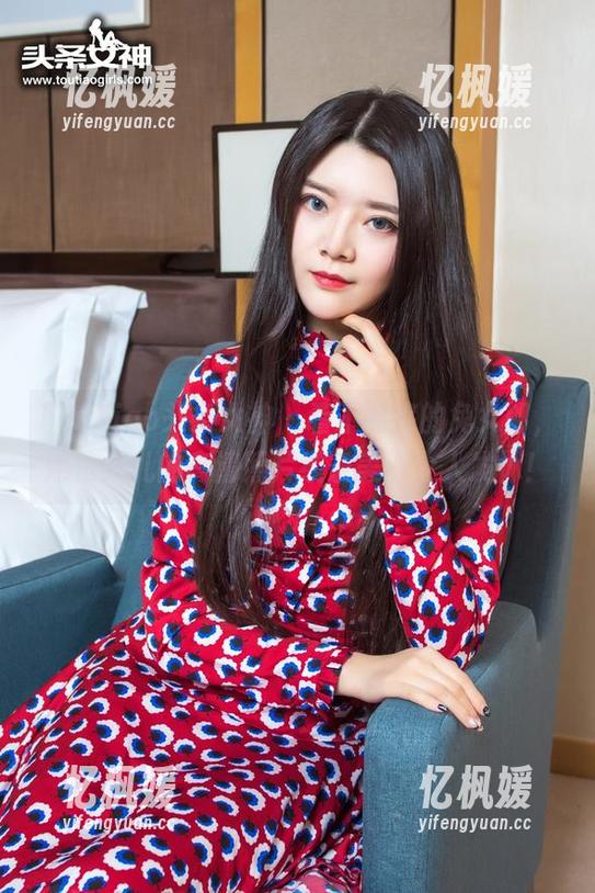 TouTiao头条女神 - 看不到底的兔女郎，娜依灵儿的高清照片线条美得令人发怵！