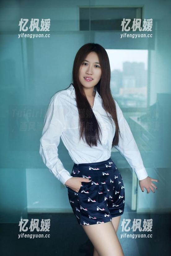 TuiGirl推女郎 - 潘娇娇丝袜最新作品集，画风清新又不失暧昧，脑海里开始浮现各种画面...