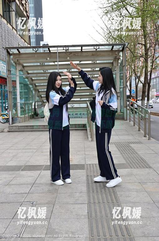 Xiuren秀人网-刘婷婷 Xiuren秀人网 - 又是刘婷婷的长腿闪亮登场,最新图片让你目不暇接!