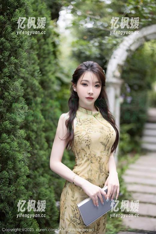 Xiuren秀人网-猫咪巨臀妹妹 Xiuren秀人网 - 不只是美图,猫咪巨臀妹妹的制服合集让你忍不住想说‘再来一张’!