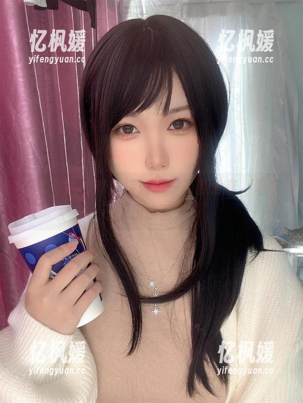一北亦北 一北亦北的泳池特辑——最新分享,着实不想出水面了。