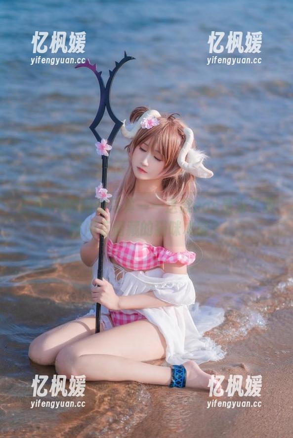三度69的豹纹写真——这款cos是为了唤醒所有潜藏的猫咪本能？
