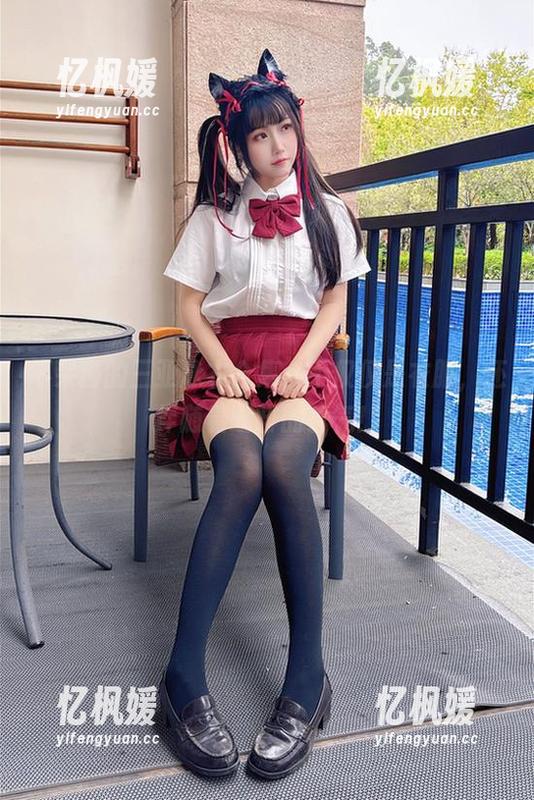 不呆猫的三亚泳衣合集，不仅仅是衣服，还伴随着咖啡的香气！
