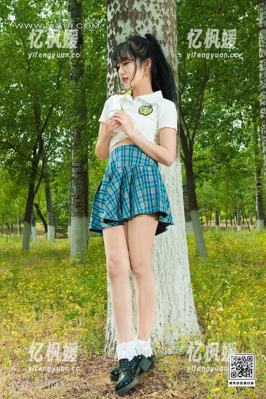 丽柜-子晴 丽柜 - 子晴的透明一面,高清图片让人心中发毛。