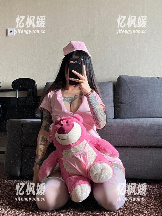 卡通百科老王 微密圈 - 这是卡通百科老王的图包!精选蕾丝白丝袜,让我想多了!