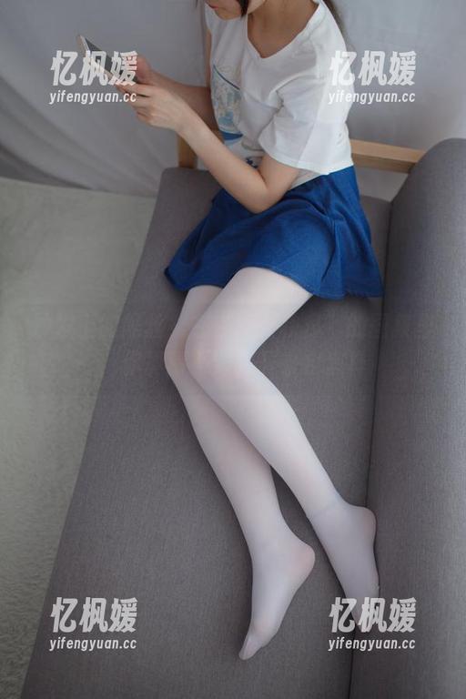 少女秩序 沙发上的黑丝?在“少女秩序”的图集里,你真猜不到接下来会怎样