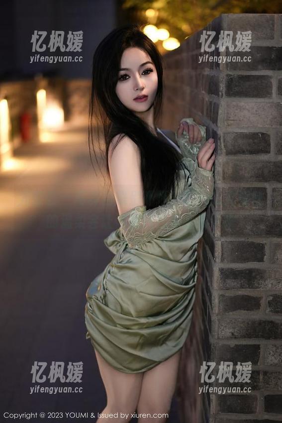 尤蜜荟-Egg_尤妮丝 尤蜜荟 - 写真合集别吓坏!Egg_尤妮丝的温柔会让你想从沙发上滚下来
