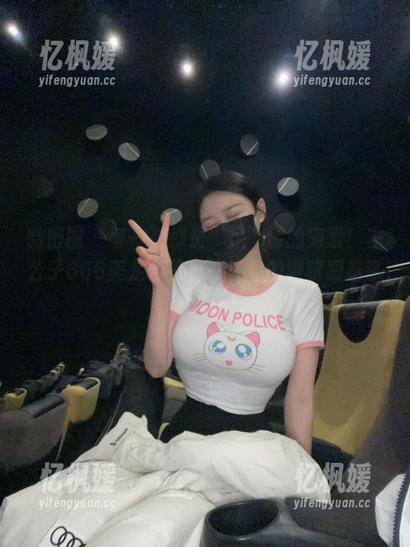 微密圈 - 每一张都是“足”够的宠爱！左公子666美足合集，快让你的眼睛跟着享受吧！