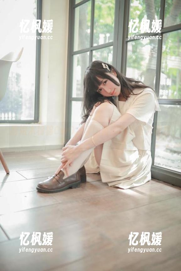 木棉棉OwO 厨娘木棉棉OwO,套图背后的无圣光诱惑。