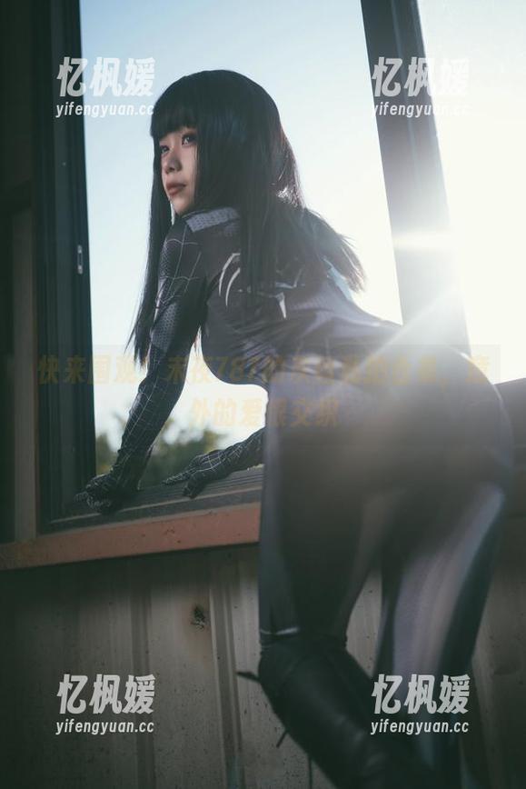 末夜787 快来围观!末夜787的灰丝私拍合集,意外的爱恨交织