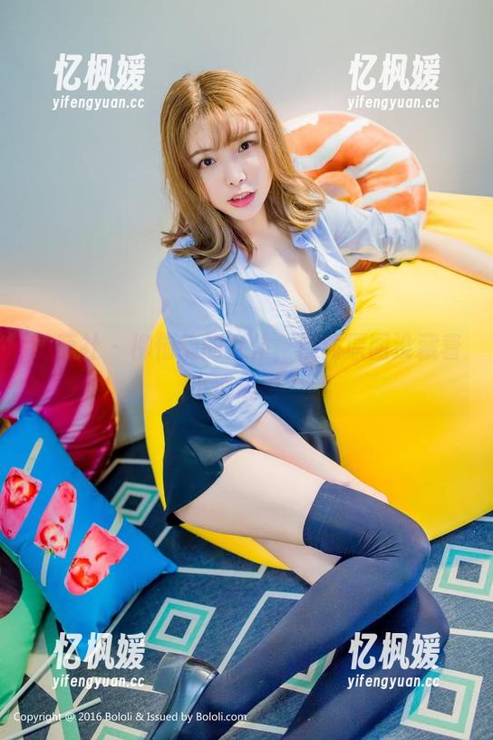 波萝社 - 柳侑绮的女仆，福利原图没藏着小心思吧？