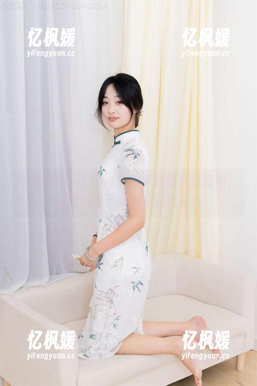 物恋传媒-elise 物恋传媒 - Elise的普罗旺斯疯狂图包:无意间成了薰衣草的代言人