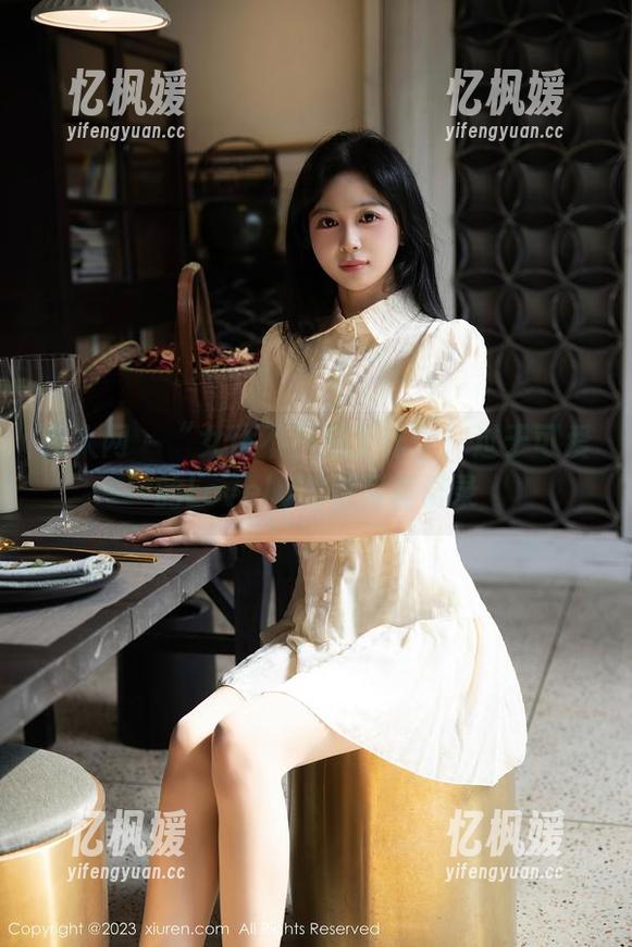 秀人网-Lovely璐璐 秀人网 - “女仆不只是工作”:过于可爱的Lovely璐璐写真记录