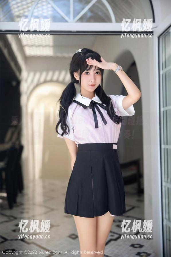 秀人网-安然maleah 秀人网 - 安然maleah与皮衣的碰撞,唤醒你身边的美图和套图节奏!