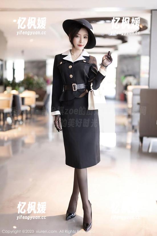 秀人网 - 戴允祺zoe的厨娘写真：翻炒间的美好时光