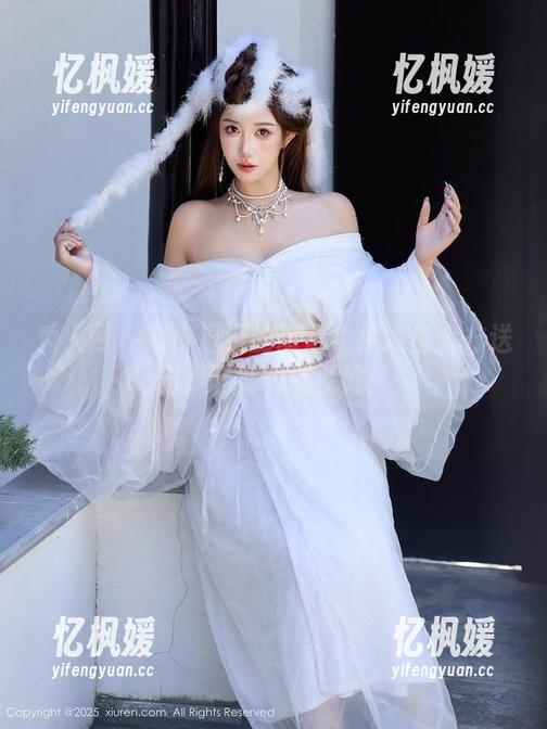 秀人网 - 是小逗逗的高清裸足准备大方送出，下载收藏就好！
