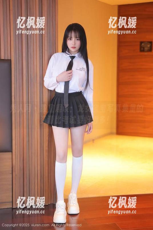 秀人网-龙女宝宝 秀人网 - 教室趣谈:龙女宝宝写真集里的资源比考试要好得多!