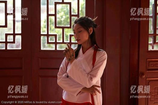 蜜桃社 - 静香Mandy的体操服，定制的魔力在悄悄发酵时